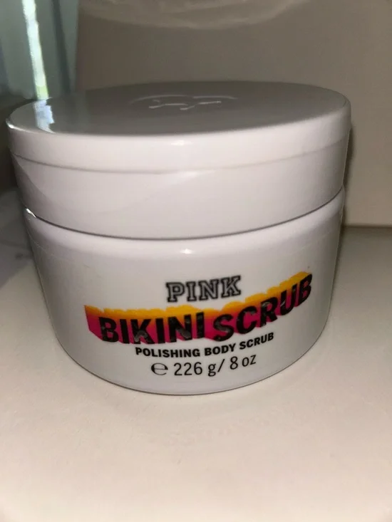 PINK Bikini Scrub Polishing Body Scrub - White Jar 8 oz sealed - Picture 2 of 9